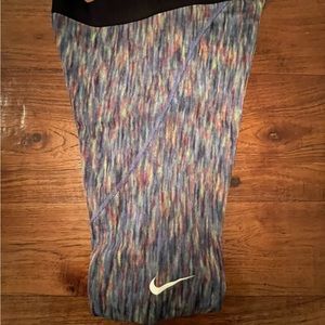 Nike Pro Hyperwarm Colorful Print Compression Tights Pants Women’s Medium